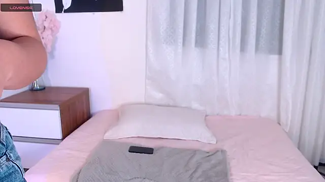 miaking12 online show from March 12, 7:18 pm