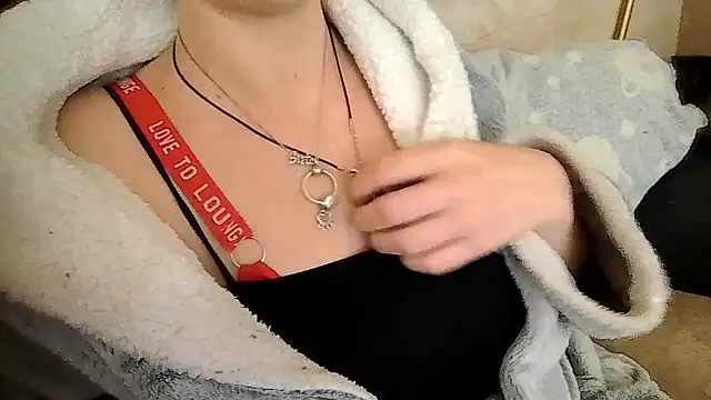 indie-rayne online show from January 7, 1:27 pm