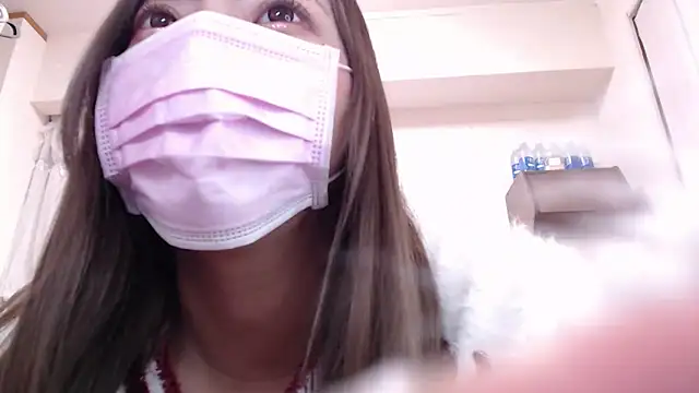 Snapshot of _chanMOMO_ chatting on January 16, 3:02 pm chanMOMO online show from January 16, 3:02 pm