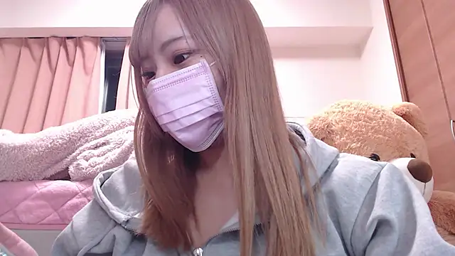 Snapshot of _chanMOMO_ chatting on December 30, 3:45 pm chanMOMO online show from December 30, 3:45 pm