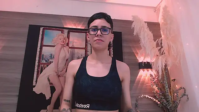 Cutie Shy  online show from November 8, 7:28 pm