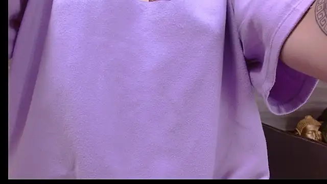 Cutie Shy  online show from March 16, 1:38 am