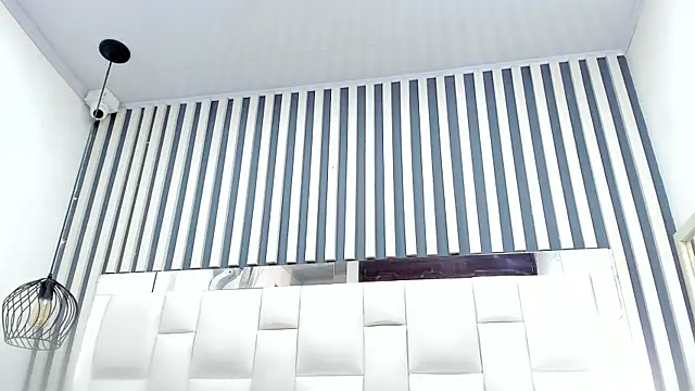 Snapshot of camila__herrera chatting on November 19, 4:01 am camila herrera online show from November 19, 4:01 am