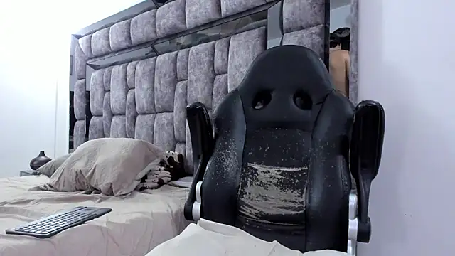 MalconStonne online show from March 6, 3:23 am