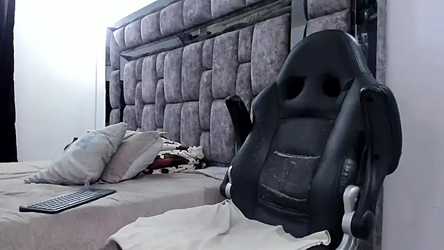 MalconStonne online show from October 25, 2:33 am