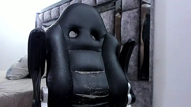 MalconStonne online show from November 1, 3:35 am