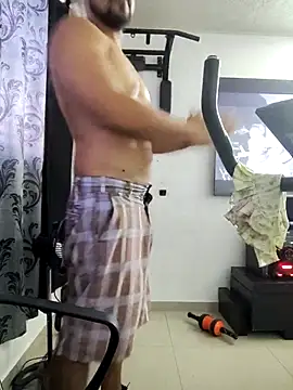 LatinMar online show from February 14, 1:18 pm