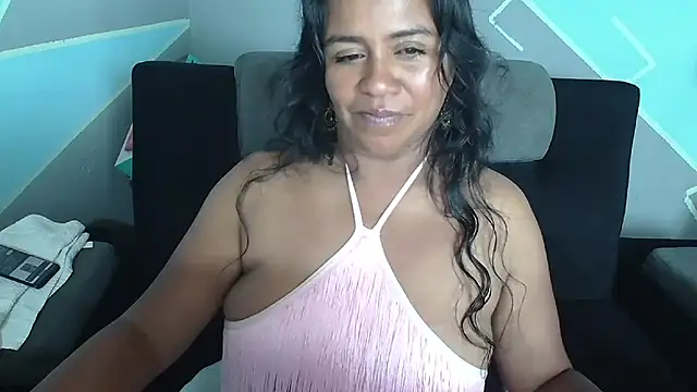 saggil23 online show from November 13, 4:00 pm