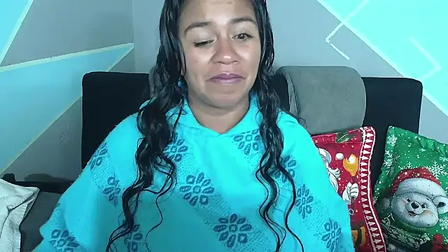 saggil23 online show from December 5, 7:29 am