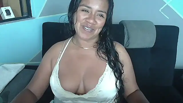 saggil23 online show from April 16, 6:36 am