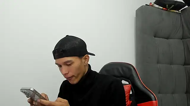 TommyGun 22 online show from February 8, 12:41 am