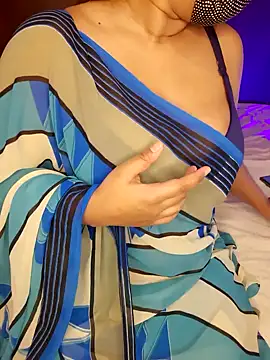 Snapshot of Wild_wifey chatting on July 11, 4:57 am Wild wifey online show from July 11, 4:57 am