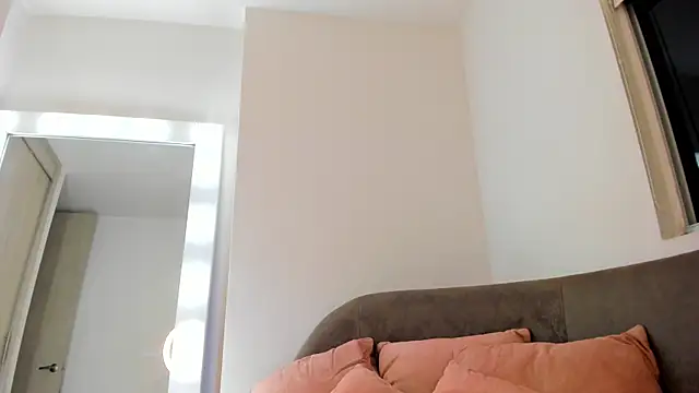 Snapshot of GabyFerrerr chatting on June 19, 12:16 am GabyFerrerr online show from June 19, 12:16 am