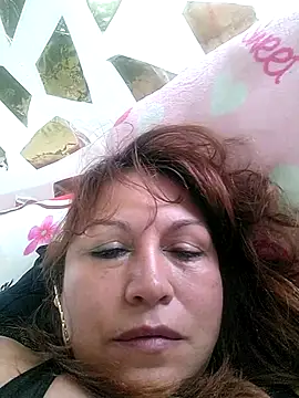 Kazsandraa online show from February 11, 5:40 pm