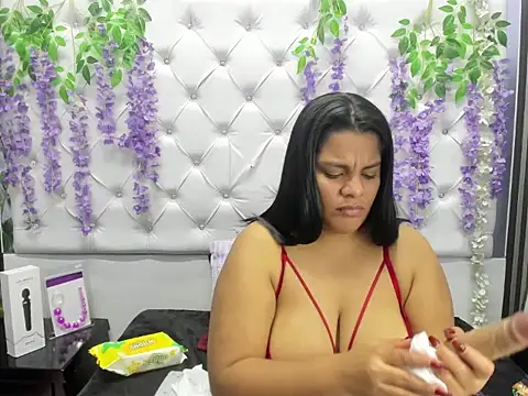 Sam-Evans-hot online show from April 15, 7:51 pm