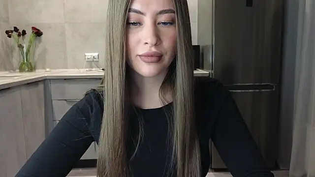 Snapshot of Cinderella____ chatting on February 20, 2:57 pm Cinderella online show from February 20, 2:57 pm