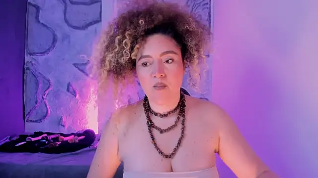 Snapshot of Kateryn_ chatting on February 1, 11:58 pm Kateryn online show from February 1, 11:58 pm