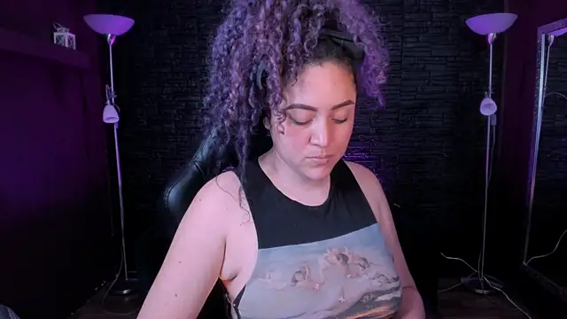 Snapshot of Kateryn_ chatting on March 15, 8:10 pm Kateryn online show from March 15, 8:10 pm