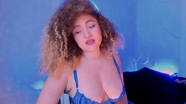 Snapshot of Kateryn_ chatting on November 4, 9:07 pm Kateryn online show from November 4, 9:07 pm