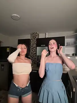 samantha kevin online show from April 17, 3:31 am