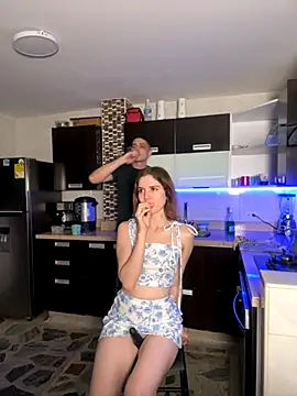 Snapshot of samantha_kevin chatting on November 10, 4:50 am samantha kevin online show from November 10, 4:50 am