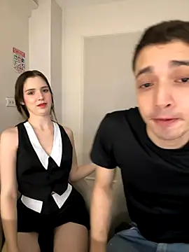 Snapshot of samantha_kevin chatting on October 27, 5:08 am samantha kevin online show from October 27, 5:08 am