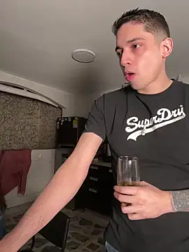 samantha kevin online show from December 19, 3:32 am