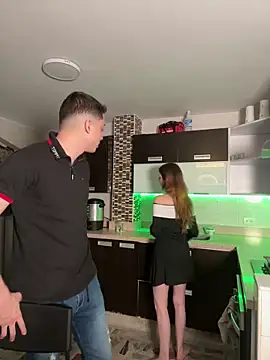 Snapshot of samantha_kevin chatting on December 14, 3:46 am samantha kevin online show from December 14, 3:46 am