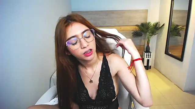 liseth fox online show from January 24, 10:41 pm