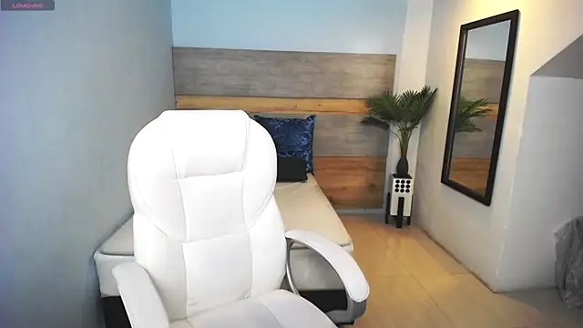 liseth fox online show from March 5, 7:17 pm