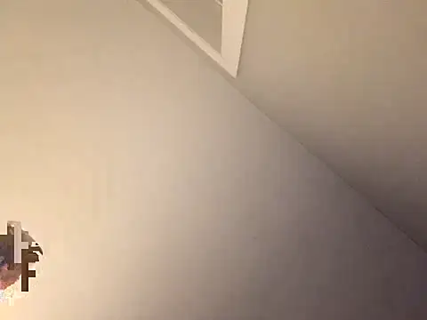 ChiRaqb8 online show from November 10, 2:49 am