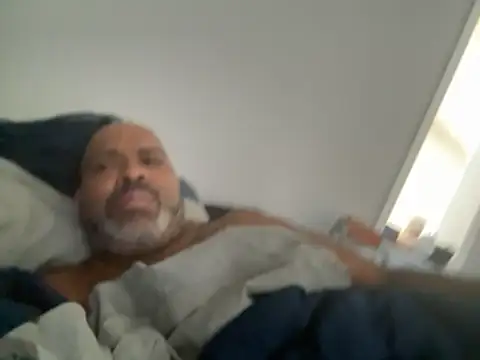 ChiRaqb8 online show from November 1, 4:01 pm