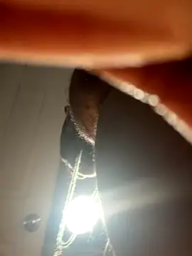 ChiRaqb8 online show from December 13, 8:37 pm