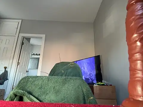 ChiRaqb8 online show from February 8, 4:15 pm