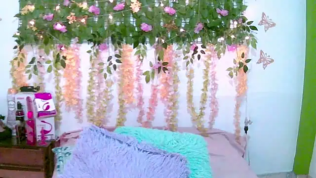 Crysrus online show from March 31, 7:27 pm