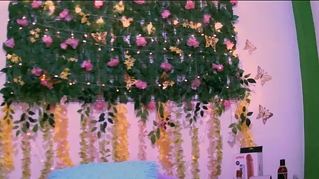 Crysrus online show from November 6, 11:09 pm