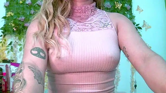 Crysrus online show from April 11, 2:08 am