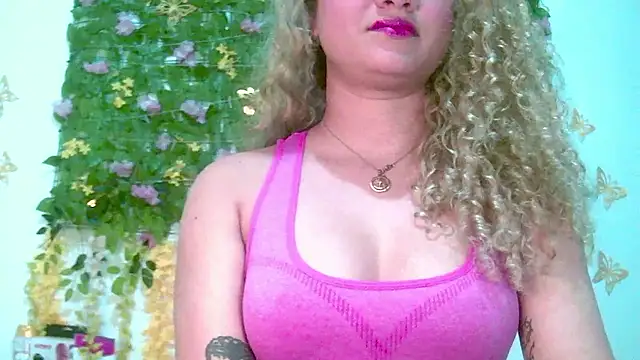 Crysrus online show from May 17, 1:16 am