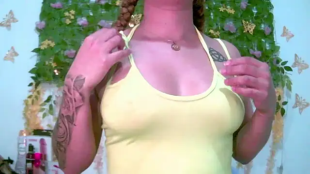 Crysrus online show from March 22, 9:05 pm