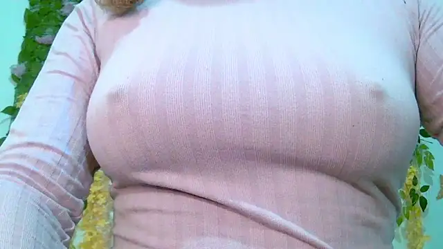 Crysrus online show from April 4, 9:10 pm