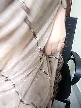 Rubika sharma online show from September 28, 7:10 pm