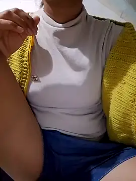 Cute lady99 online show from November 13, 8:13 pm