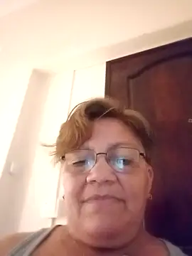 Madrastrahot69 online show from October 29, 5:28 am