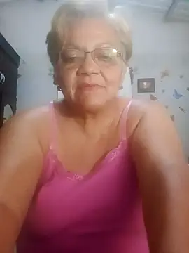 Snapshot of Madrastrahot69 chatting on September 30, 5:02 am Madrastrahot69 online show from September 30, 5:02 am