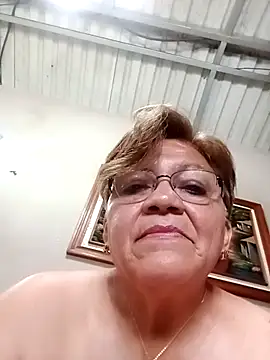 Madrastrahot69 online show from November 7, 3:38 pm