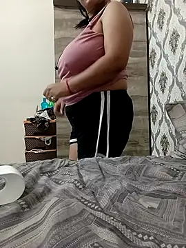 HEENA 022 online show from April 18, 4:04 am