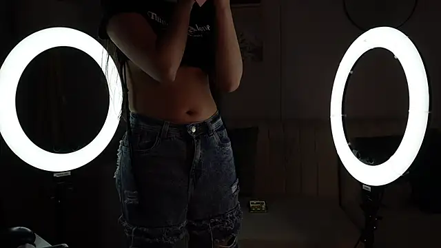 lara madisson online show from November 10, 4:50 am