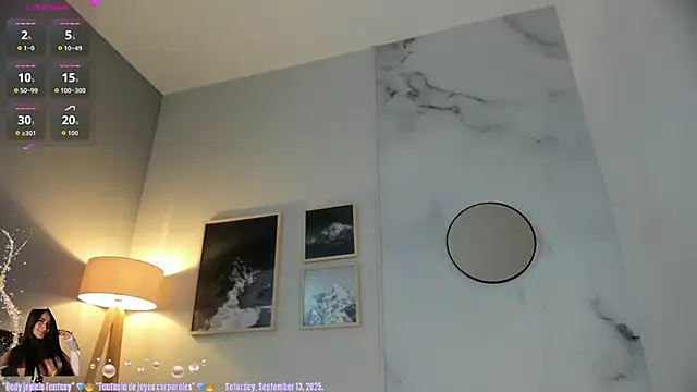 Snapshot of lara_madisson chatting on September 10, 5:39 am lara madisson online show from September 10, 5:39 am