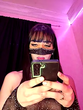 ---sophia--- online show from December 3, 11:09 am