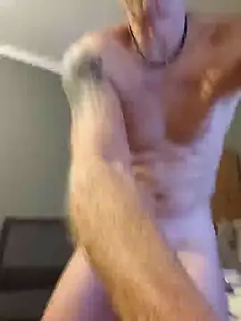 Snapshot of Alwaysreadysex69 chatting on December 13, 9:35 am Alwaysreadysex69 online show from December 13, 9:35 am